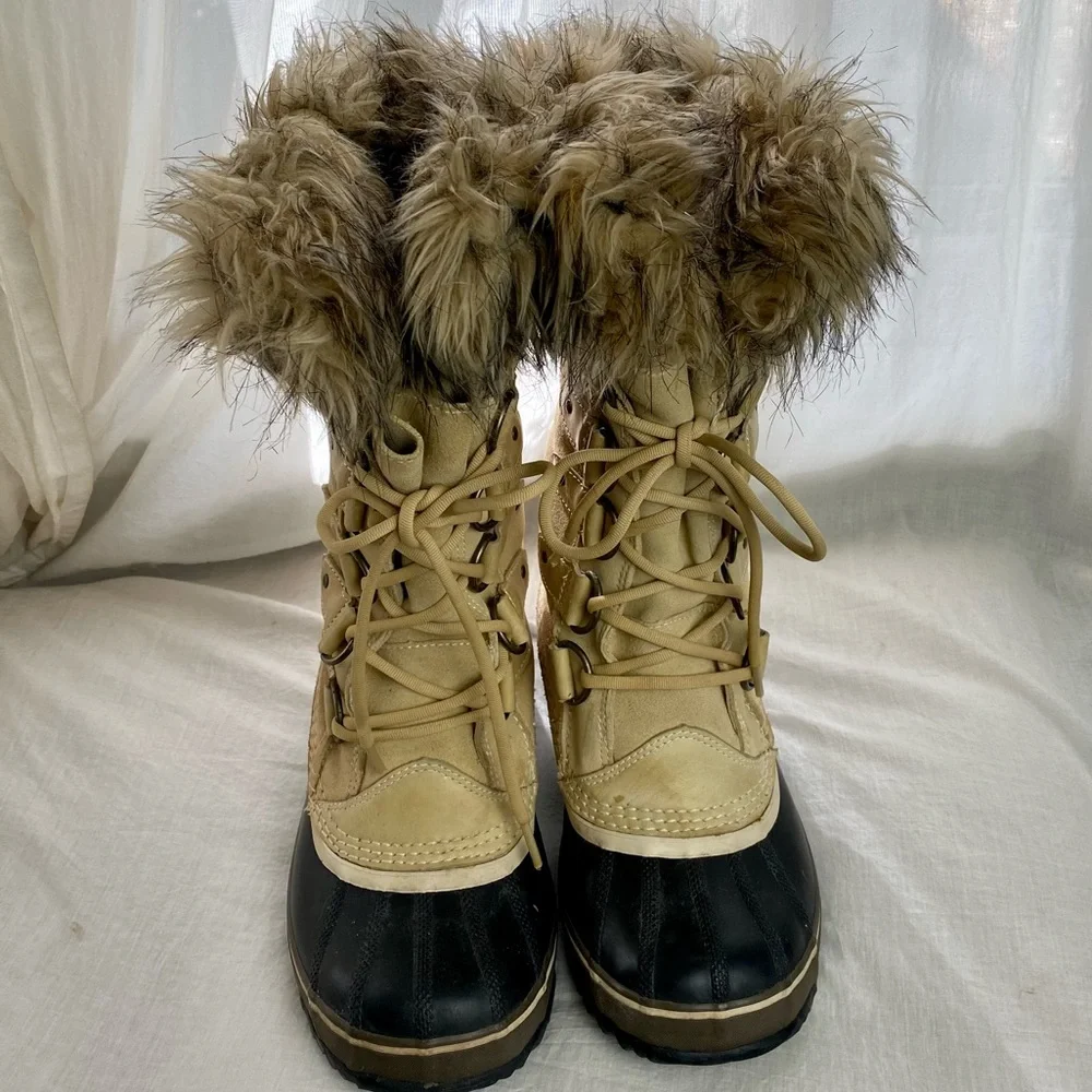 Sorel Joan of Arctic Boots Leather- Size 7 - Picture 3 of 13